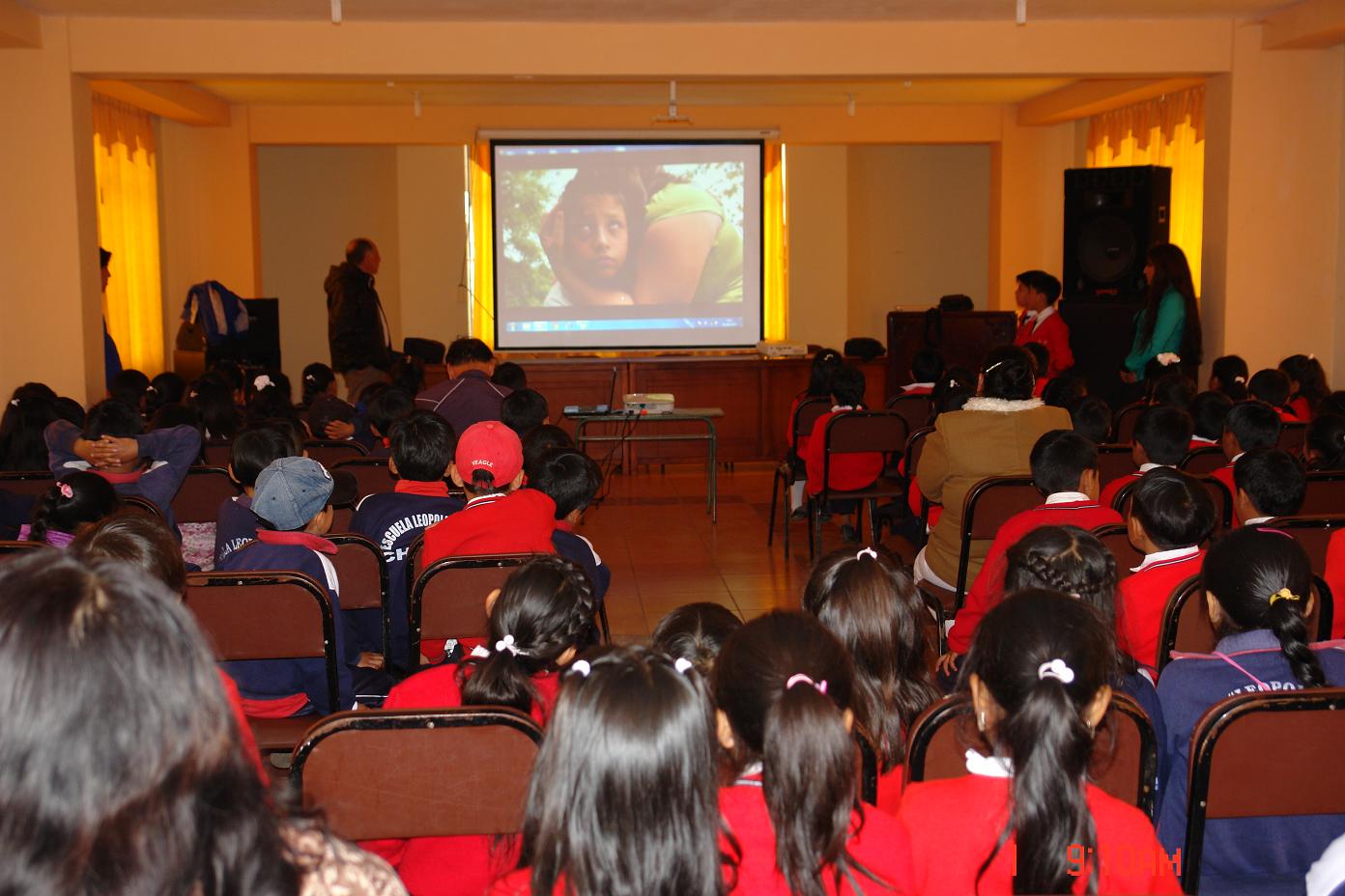 Cine Foro Escuela Leopoldo Freire Bullying  12