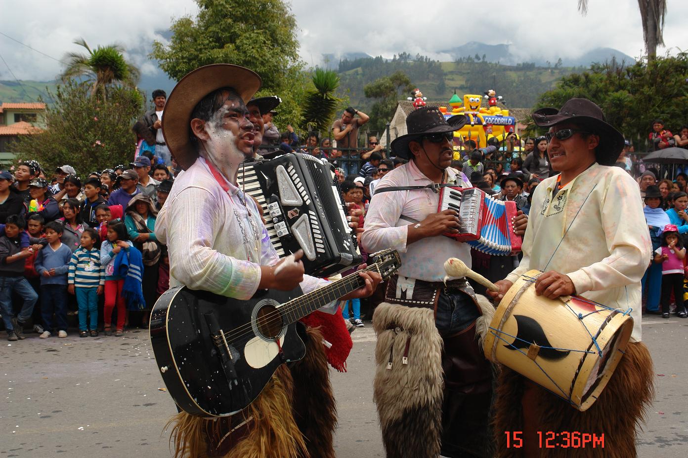 DOMINGO CARNAV-CHA 239